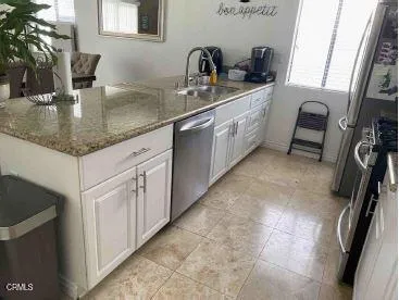 3811 Triton Drive, Palmdale, California 93550 home-pic-14